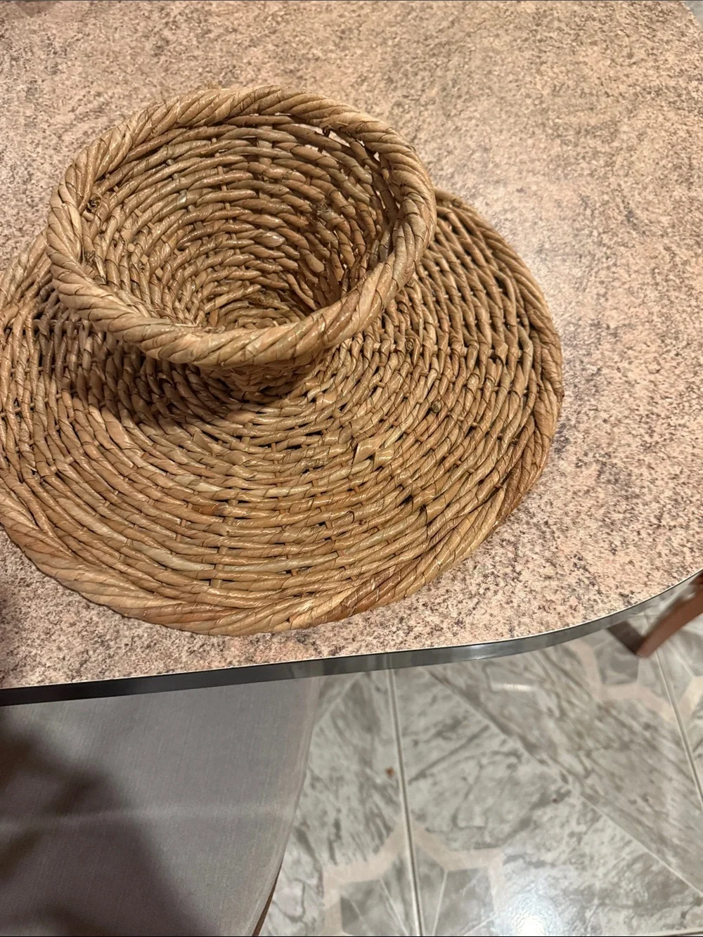 Handwoven Natural Seagrass Decorative Round Tray